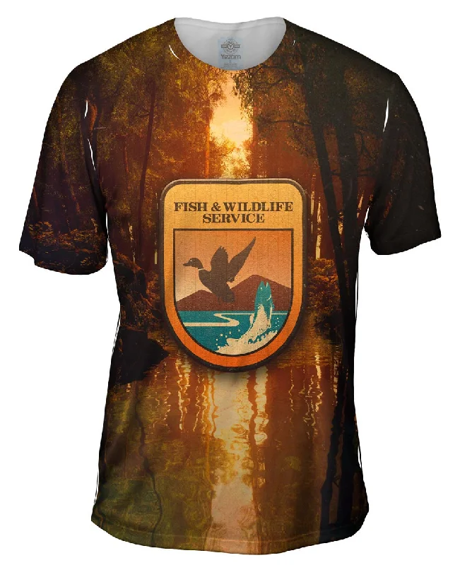 Relaxed Fit Vintage T-Shirt-Wildlife Service Lake