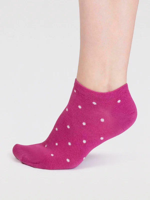 Premium Yoga Socks-Dottie Bamboo Spotty Trainer Socks - Raspberry Pink