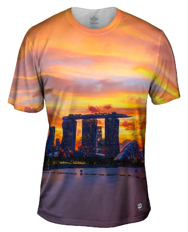 Trendy Printed T-Shirt-Singapore Glory