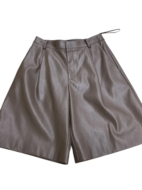 Classic Golf Shorts-Shorts By Clothes Mentor In Brown, Size: 6